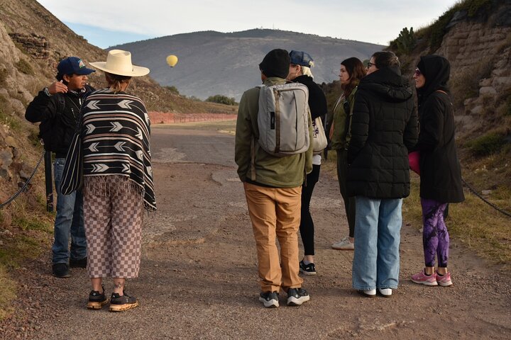 Explorez les pyramides antiques de Teotihuacan et l'Avenue des Morts lors d'une visite guidée depuis Mexico, photo 18 | wizardtrip