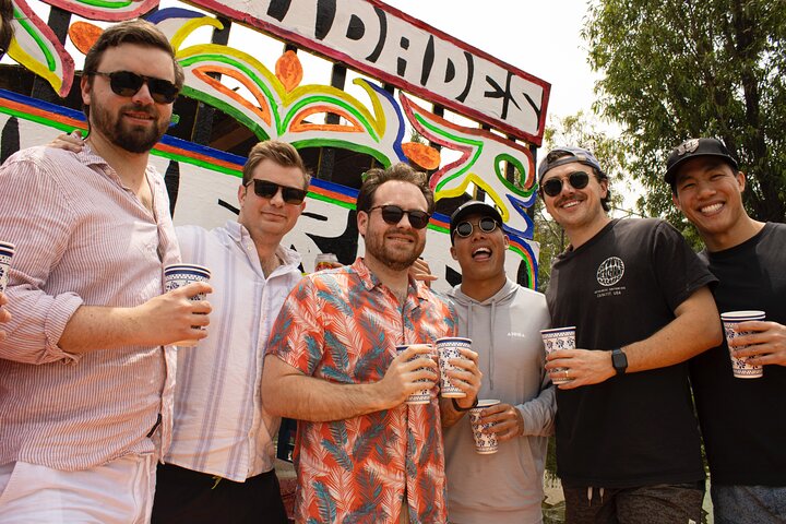 Tour en bateau de fête à Xochimilco, Mexico, avec musique, boissons et tacos, photo 7 | wizardtrip