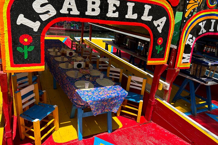 Tour en bateau de fête à Xochimilco, Mexico, avec musique, boissons et tacos, photo 9 | wizardtrip