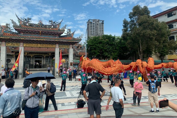 Eine geführte Radtour durch Taipehs historische Straßen, Märkte und Tempel, inklusive traditionellem Frühstück, Foto 20 | wizardtrip