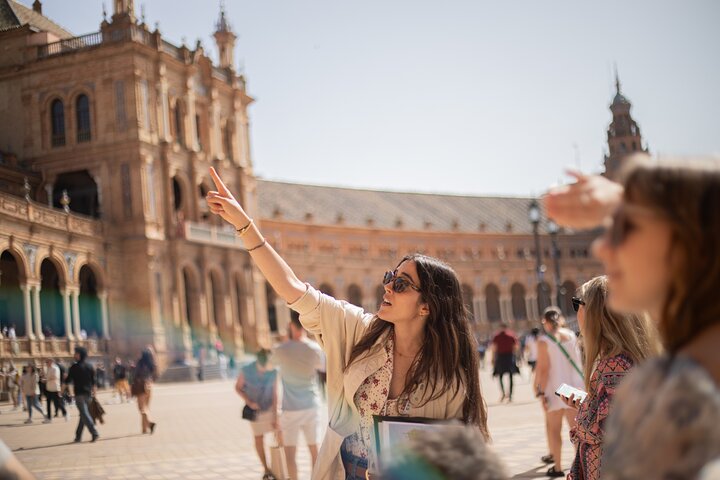 A guided walking tour of Seville's historic landmarks, including the Cathedral and Plaza de España, photo 15 | wizardtrip