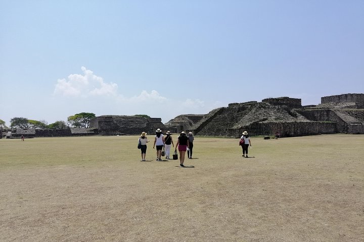 Visita guiada às antigas ruínas zapotecas de Monte Alban, Oaxaca, México, foto 12 | wizardtrip