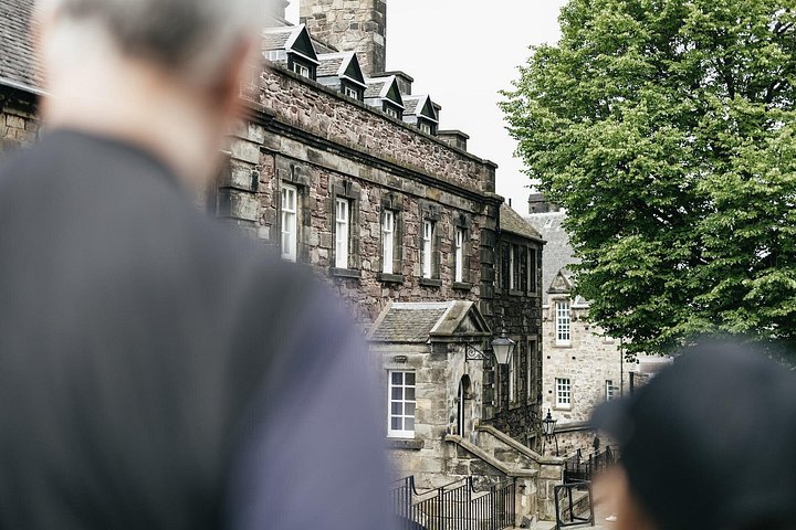 Tour guiado por el Castillo de Edimburgo, Escocia, destacando arquitectura histórica y vistas de la ciudad, foto 10 | wizardtrip