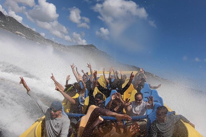 Experimenta un emocionante tour en lancha rápida por la bahía y la costa de St. Thomas, foto 7 | wizardtrip