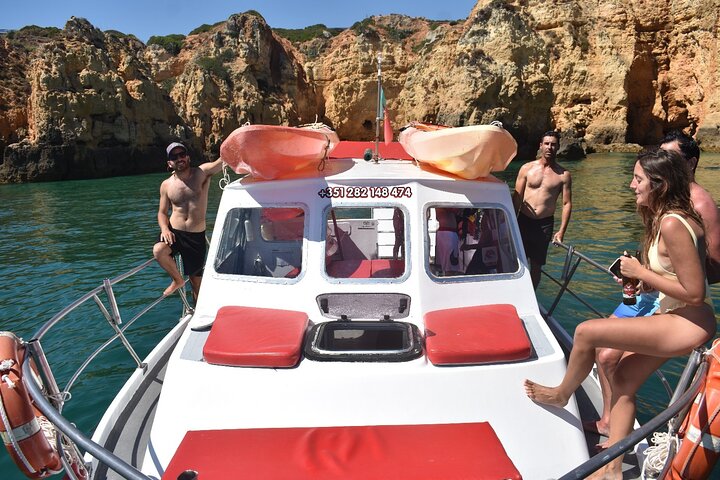 Kajaktocht langs de zeegrotten en kliffen van Ponta da Piedade in Lagos, Portugal, foto 6 | wizardtrip