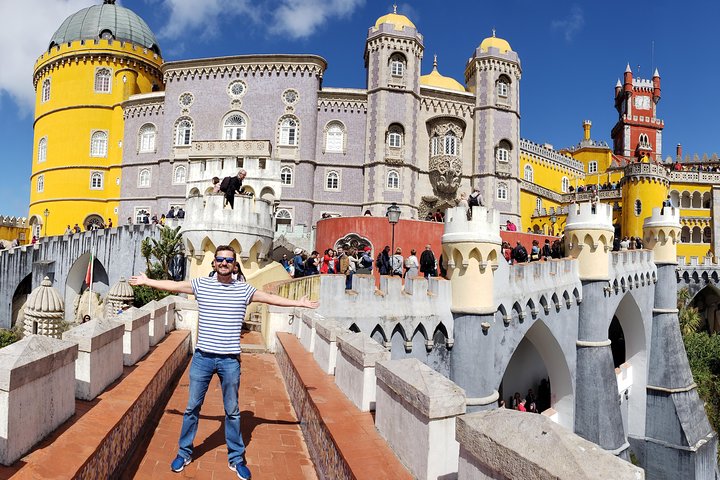 Explora los palacios de Sintra y la costa de Cascais en un tour de 10 horas en grupo pequeño desde Lisboa, foto 10 | wizardtrip