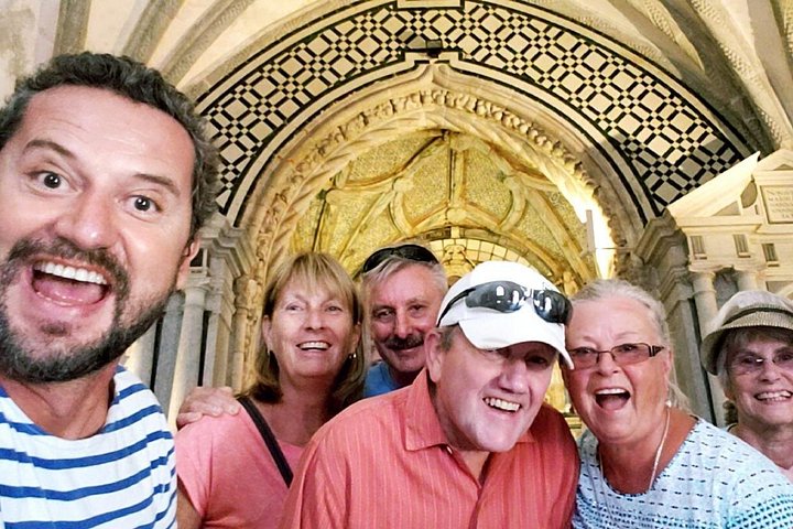 Explora los palacios de Sintra y la costa de Cascais en un tour de 10 horas en grupo pequeño desde Lisboa, foto 13 | wizardtrip