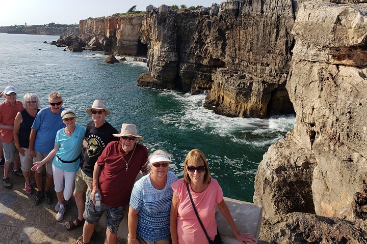 Explora los palacios de Sintra y la costa de Cascais en un tour de 10 horas en grupo pequeño desde Lisboa, foto 15 | wizardtrip
