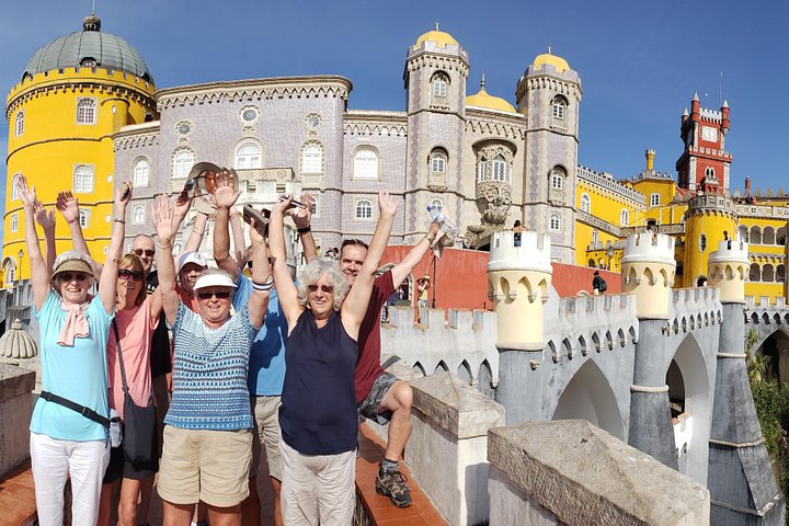 Explora los palacios de Sintra y la costa de Cascais en un tour de 10 horas en grupo pequeño desde Lisboa, foto 17 | wizardtrip