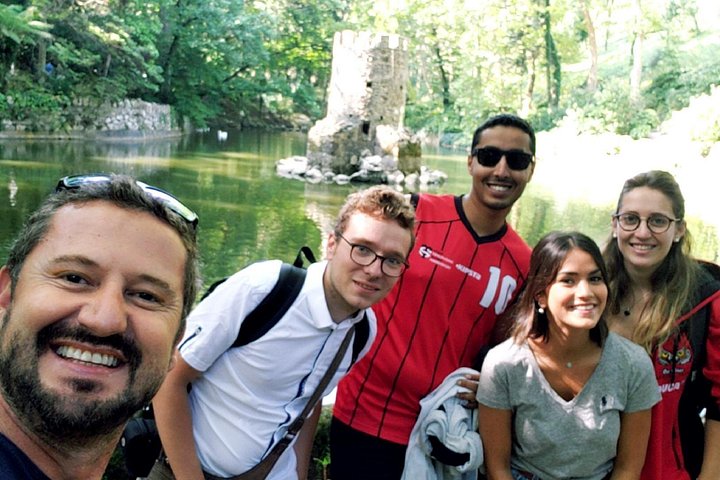 Explora los palacios de Sintra y la costa de Cascais en un tour de 10 horas en grupo pequeño desde Lisboa, foto 28 | wizardtrip