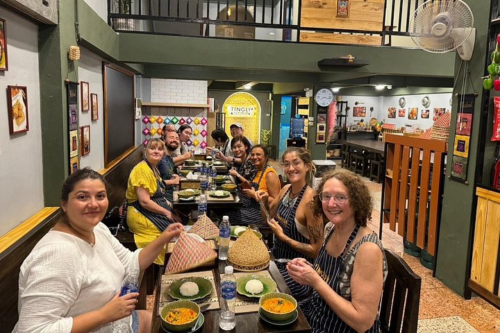 Learn to cook authentic Thai dishes like Tom Yum and Pad Thai in a hands-on evening class in Bangkok, photo 11 | wizardtrip