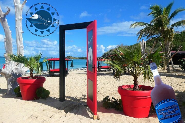 Verken de diverse attracties van St. Maarten, van schilderachtige uitzichtpunten en historische forten tot levendige stranden en bruisende markten, foto 23 | wizardtrip