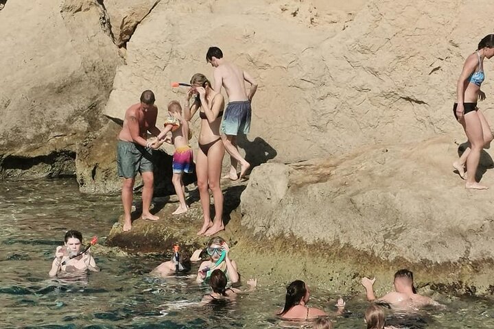 Bådcruise til Blue Lagoon og Turtle Cove i Ayia Napa, Cypern, med svømning og snorkling, foto 14 | wizardtrip