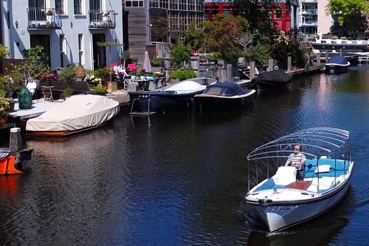 Privat kanalkryssning i Amsterdam med guide och drycker, foto 11 | wizardtrip