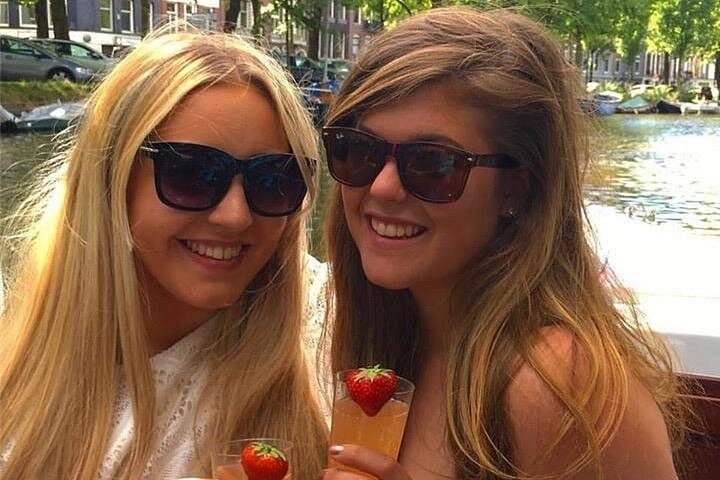Privat kanalkryssning i Amsterdam med guide och drycker, foto 16 | wizardtrip