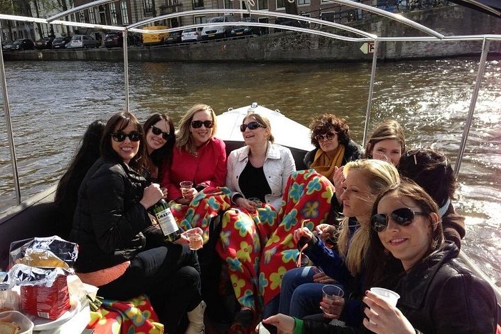 Privat kanalkryssning i Amsterdam med guide och drycker, foto 19 | wizardtrip