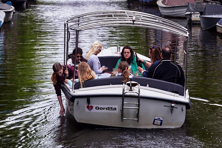 Privat kanalkryssning i Amsterdam med guide och drycker, foto 23 | wizardtrip