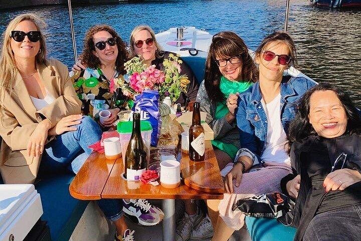 Privat kanalkryssning i Amsterdam med guide och drycker, foto 29 | wizardtrip