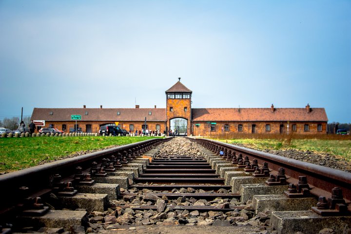 Auschwitz-Birkenau and Wieliczka Salt Mine Guided Full Day Tour | wizardtrip