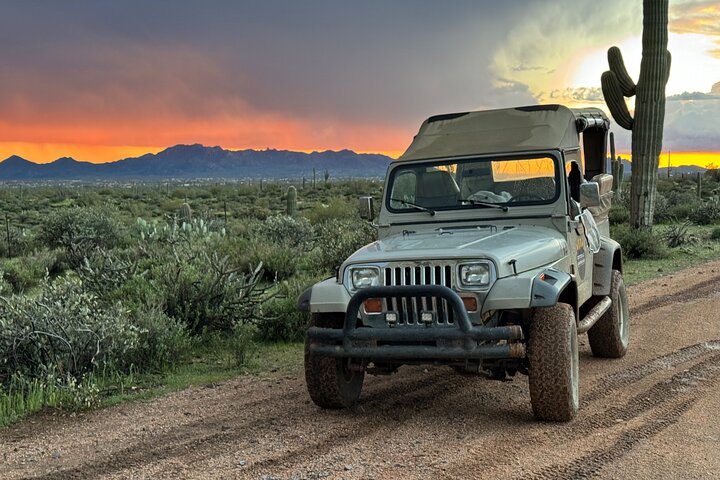 Passeio de Jeep off-road ao pôr do sol no Deserto Sonoro perto de Scottsdale, Arizona, foto 23 | wizardtrip