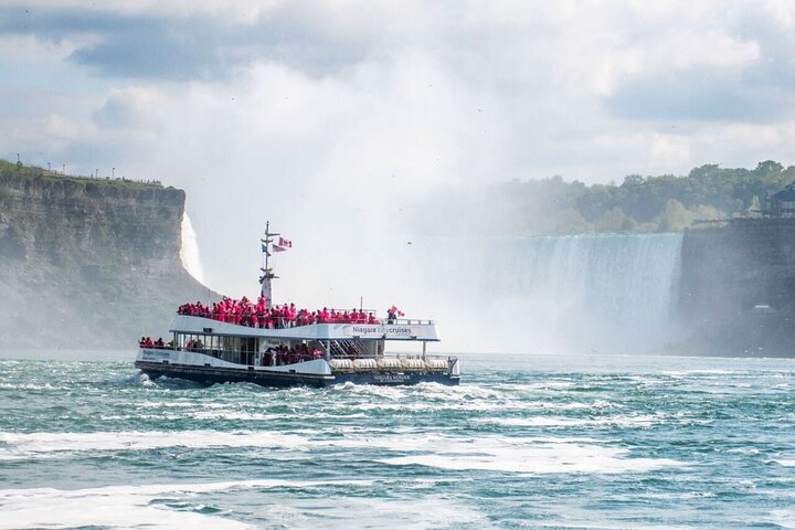 Guidad vandringstur och båttur vid Niagara Falls, Kanada, med fantastiska vyer över vattenfallen, foto 6 | wizardtrip