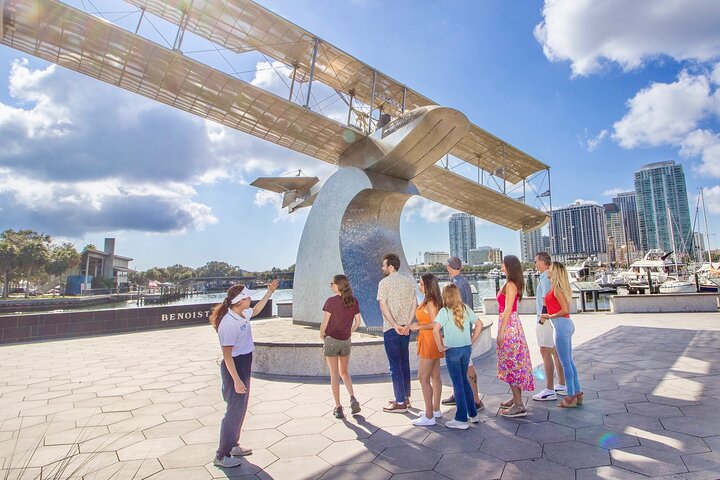 セントピーターズバーグのランドマークとウォーターフロントのゴルフカートツアー、写真14 | wizardtrip