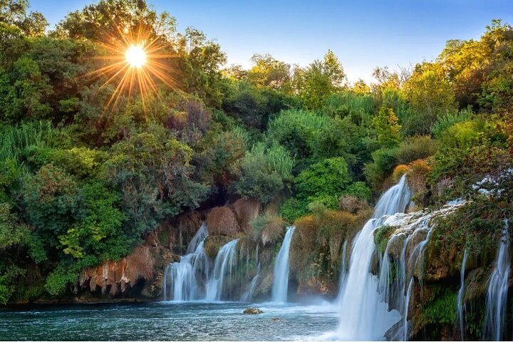 Tour de las cascadas del Parque Nacional Krka y la ciudad de Skradin desde Split, Croacia, foto 6 | wizardtrip