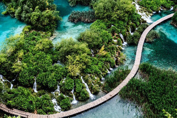 Tour de las cascadas del Parque Nacional Krka y la ciudad de Skradin desde Split, Croacia, foto 8 | wizardtrip