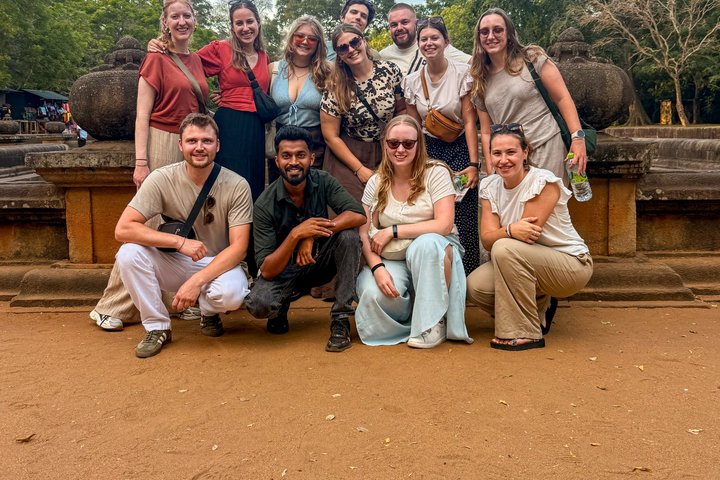 Privater Rundgang durch das antike Anuradhapura, Sri Lanka, mit historischen Stätten und buddhistischen Monumenten, Foto 14 | wizardtrip