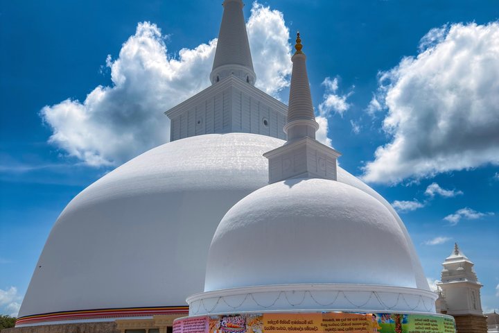 Privater Rundgang durch das antike Anuradhapura, Sri Lanka, mit historischen Stätten und buddhistischen Monumenten, Foto 16 | wizardtrip