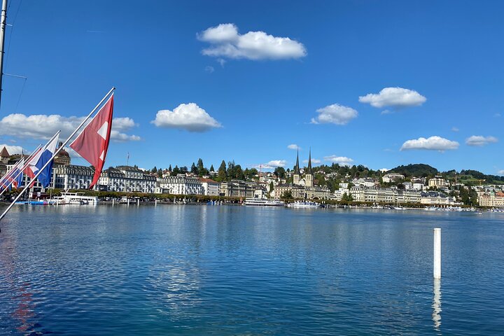 Scenic views of Mount Pilatus and Lake Lucerne during a small group tour from Lucerne, Switzerland, photo 8 | wizardtrip