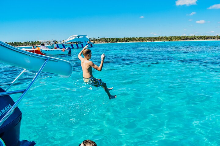 Croisière Snorkeling en Petit Groupe avec Bar Ouvert et Collations Légères | wizardtrip