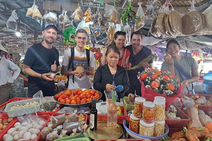 Hoi An kookles en vis tour met mandboten en bezoek aan de lokale markt, foto 28 | wizardtrip