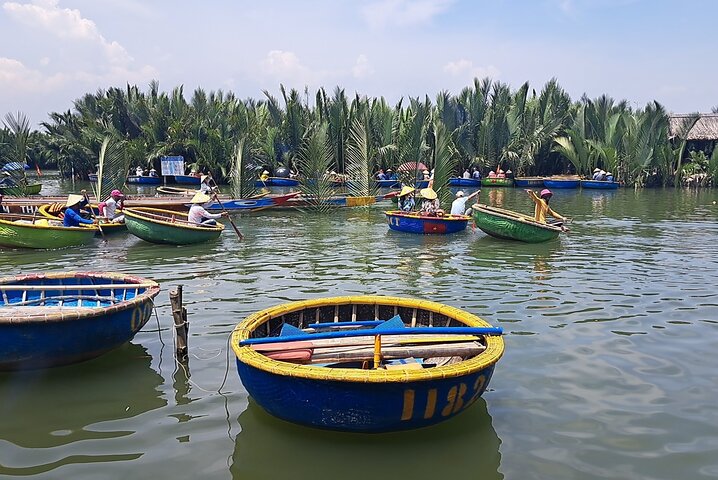Opplev en tradisjonell kurvbåttur gjennom Hoi Ans vannkokosnøttskog, Vietnam, foto 19 | wizardtrip