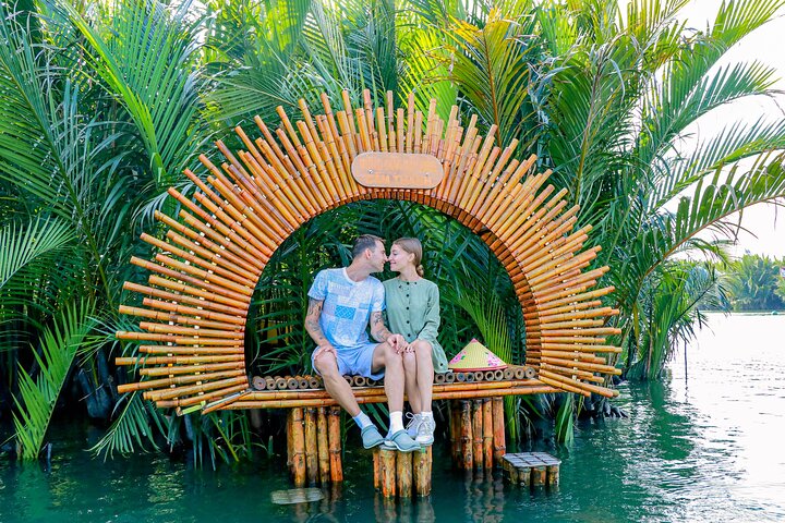 Opplev en tradisjonell kurvbåttur gjennom Hoi Ans vannkokosnøttskog, Vietnam, foto 41 | wizardtrip