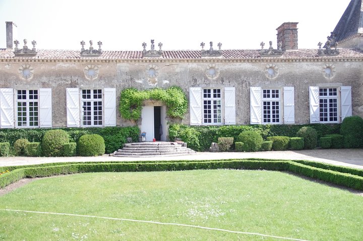 Dagsutflykt till Saint Emilion vinregion från Bordeaux, med vingårdar och byrundturer, foto 7 | wizardtrip