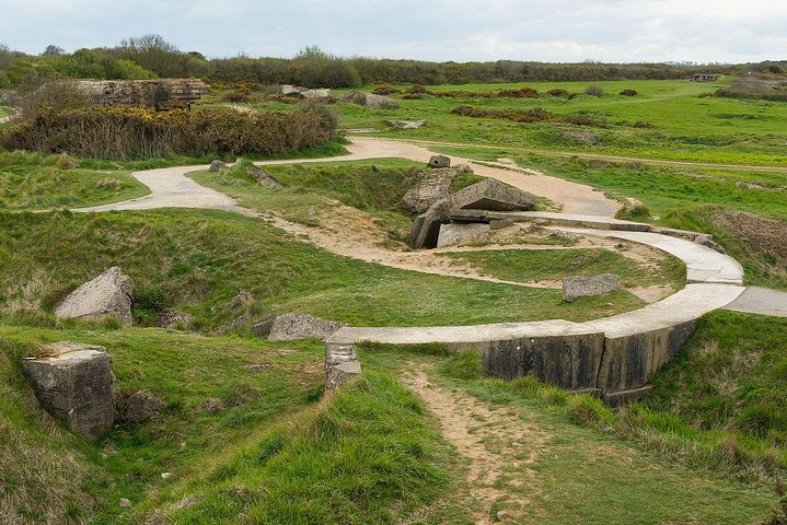 A guided tour of the historic D-Day landing sites in Normandy, France, including Omaha Beach and the American Cemetery, photo 12 | wizardtrip