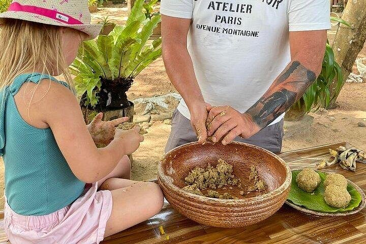 Bezoek aan een ethisch olifantencentrum op Koh Samui, Thailand, waarbij olifanten in hun natuurlijke habitat worden geobserveerd, foto 25 | wizardtrip