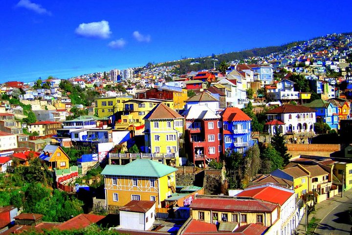 Valparaiso Port and Viña del Mar with Casablanca Wine Tasting | wizardtrip