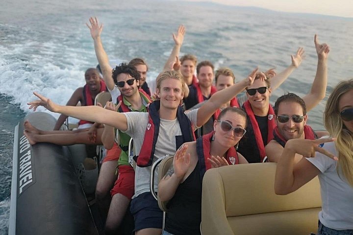 Avventura in motoscafo esplorando la Grotta Azzurra, Hvar e le isole circostanti da Spalato, Croazia, foto 26 | wizardtrip