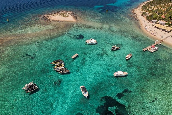 Avventura in motoscafo esplorando la Grotta Azzurra, Hvar e le isole circostanti da Spalato, Croazia, foto 29 | wizardtrip