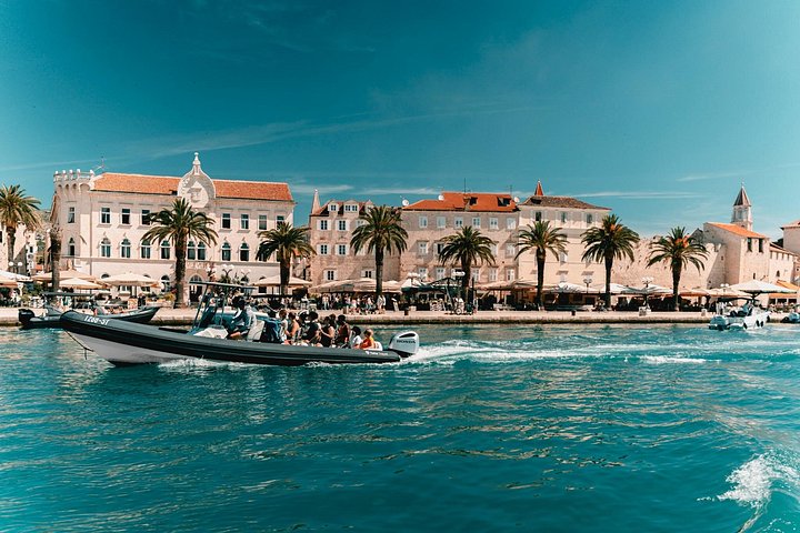 Excursion en hors-bord vers le Blue Lagoon, Trogir et l'île de Šolta au départ de Split, Croatie, photo 14 | wizardtrip