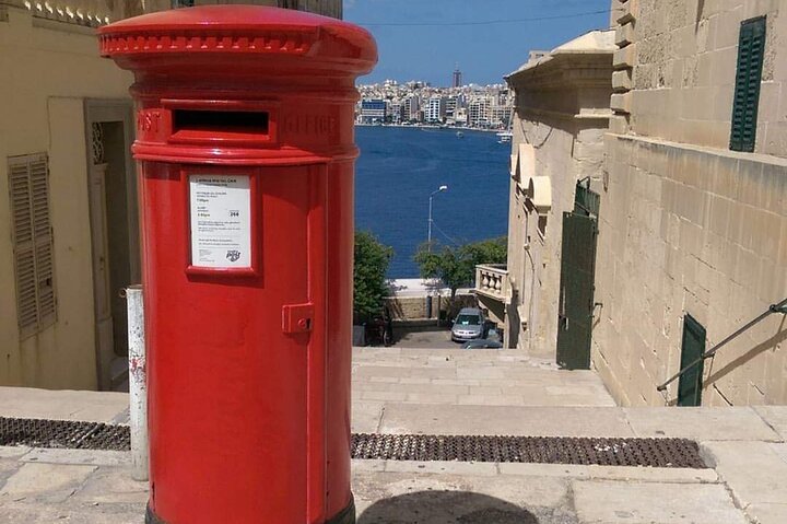 Esplora la storica La Valletta in un tour guidato a piedi, scoprendo le sue strade, giardini e viste sul porto, foto 7 | wizardtrip