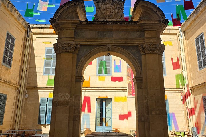 Esplora la storica La Valletta in un tour guidato a piedi, scoprendo le sue strade, giardini e viste sul porto, foto 13 | wizardtrip