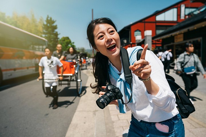 Une visite guidée en bus présentant le sanctuaire emblématique de Fushimi Inari à Kyoto, la forêt de bambous d'Arashiyama, Kinkaku-ji et Kiyomizu-dera, photo 23 | wizardtrip