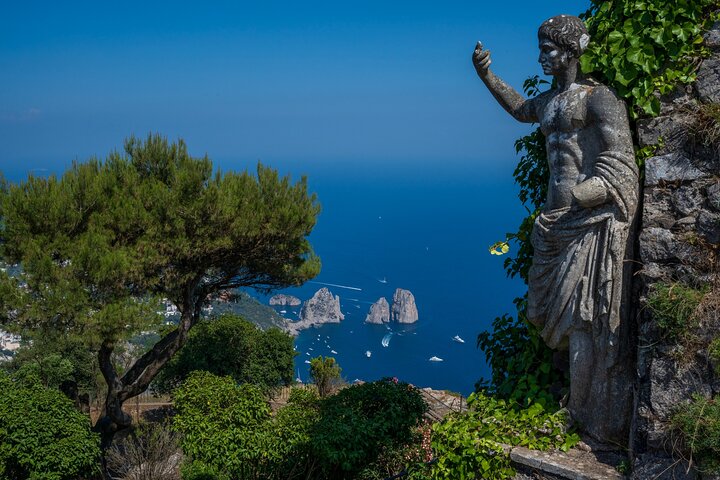 Tagesausflug zur Insel Capri ab Neapel oder Sorrent mit Blauer Grotte und malerischen Ausblicken, Foto 17 | wizardtrip