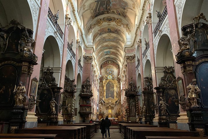 Visite à pied de la vieille ville historique de Prague, du quartier juif et du pont Charles avec des guides locaux, photo 14 | wizardtrip