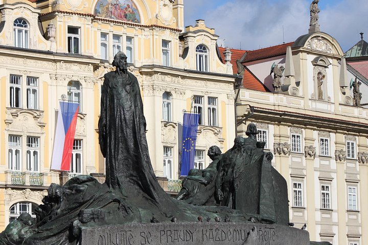 Visite à pied de la vieille ville historique de Prague, du quartier juif et du pont Charles avec des guides locaux, photo 18 | wizardtrip