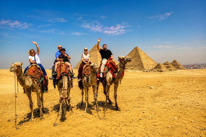 Privat tur till Gizaplatån med kamelritt och guide i Kairo, Egypten, foto 7 | wizardtrip