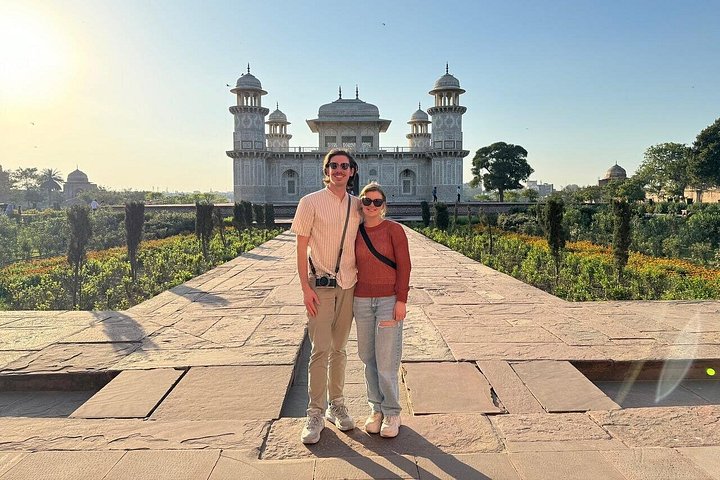 Privérondleiding met gids van de Taj Mahal en Agra Fort vanuit Delhi met 5-sterrenlunch, foto 15 | wizardtrip